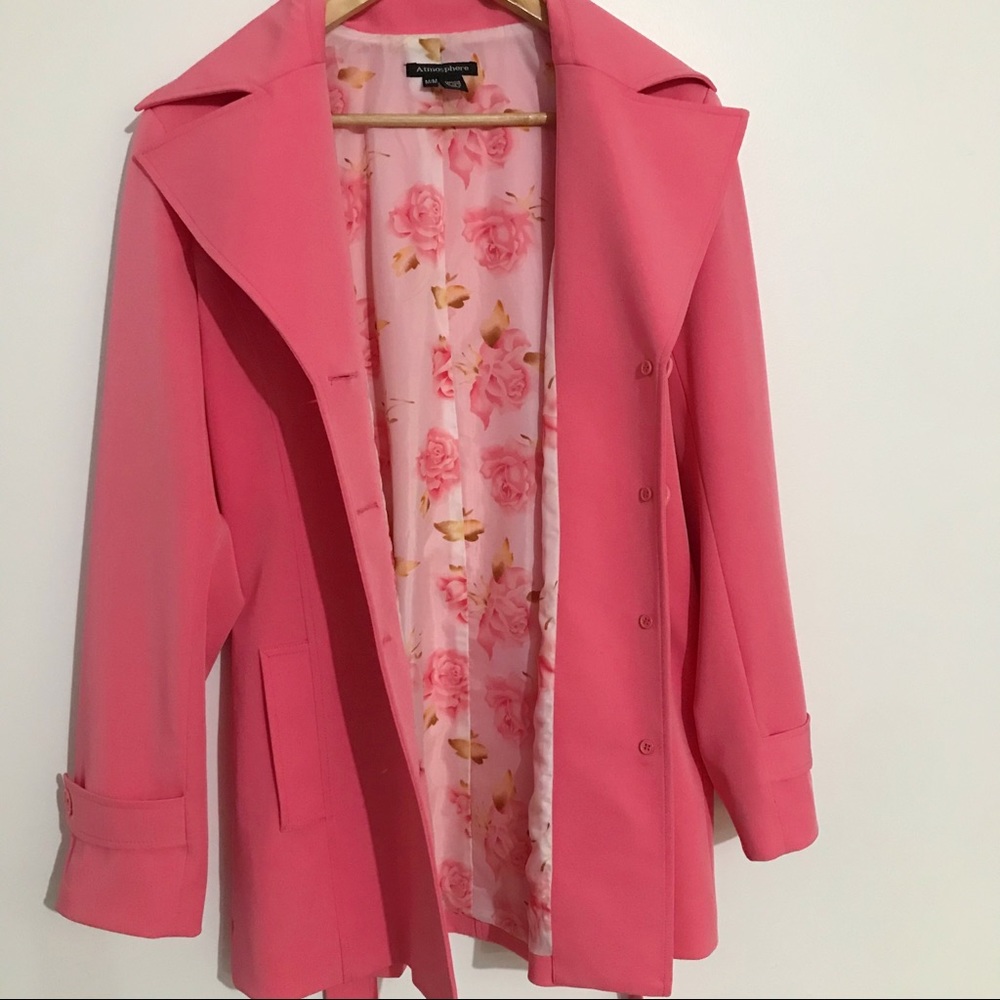 Atmosphere pink jacket 💕 - Picture 2 of 7